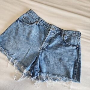 ✨ H&M High Waisted Denim Shorts - Size 12 - Light Wash